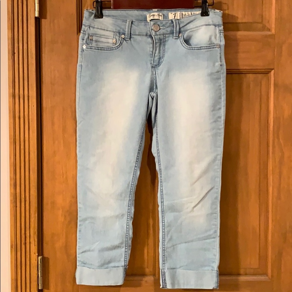 Indigo reign capris
